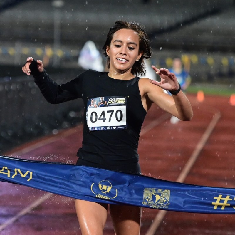 Carrera Nocturna del Deporte Universitario festeja los 65 años de la Facultad de&nbsp;Medicina